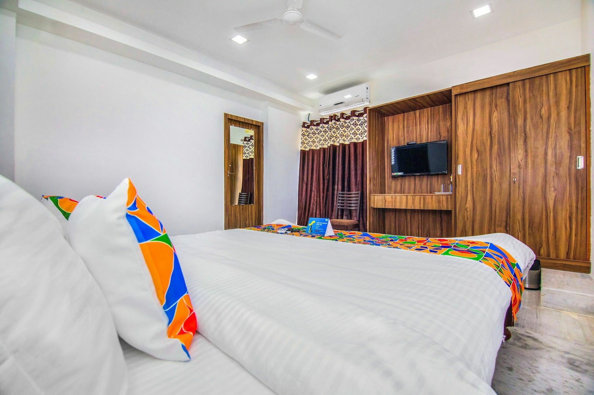 Fabhotel Venkeys Service Apartment Mylapore Madrás Exterior foto