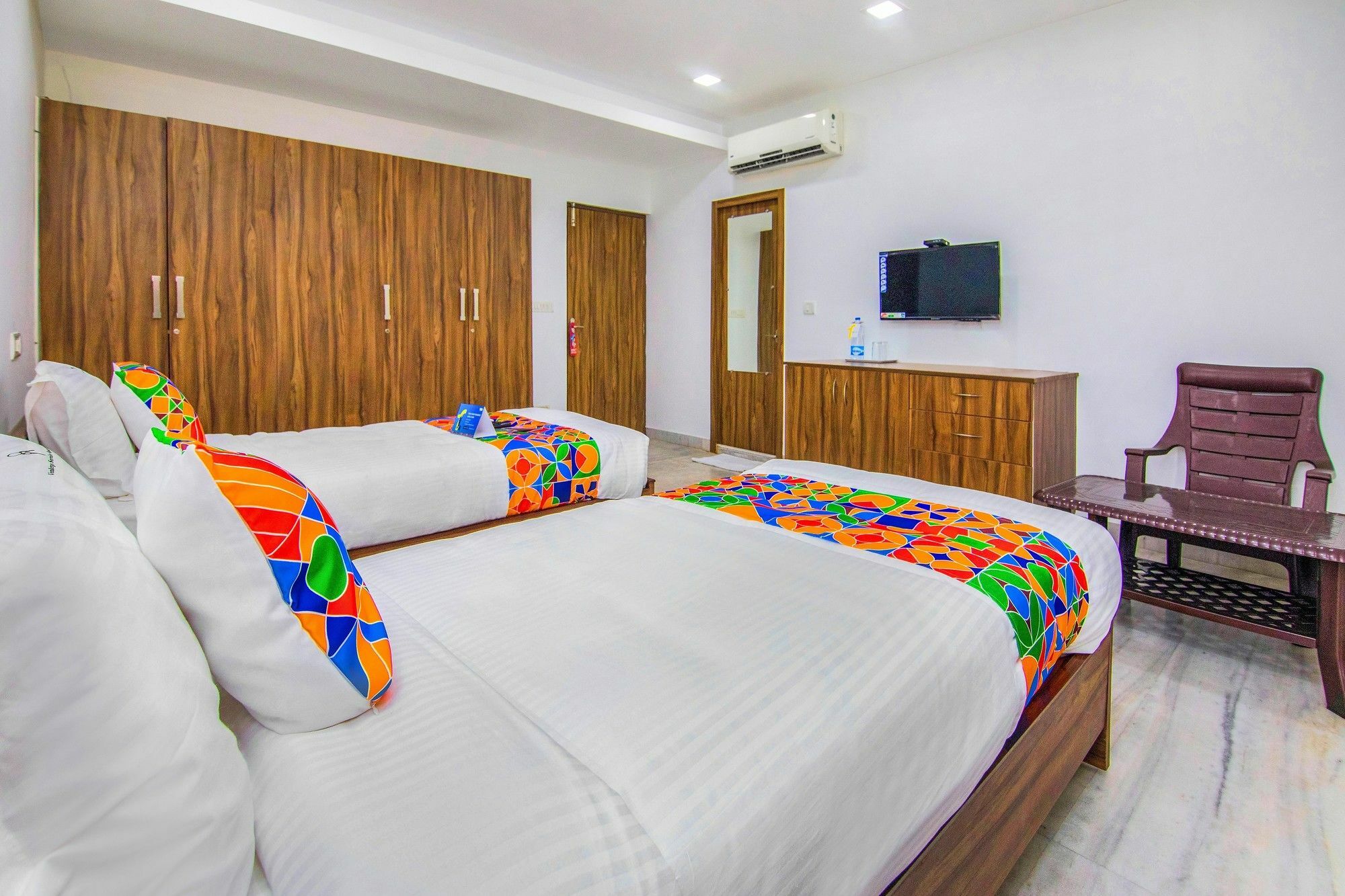 Fabhotel Venkeys Service Apartment Mylapore Madrás Exterior foto